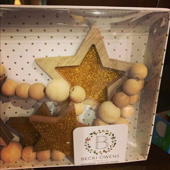 Christmas Wood Garland - Picture 3 of 5